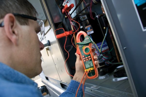 Miernik cęgowy 400A AC/DC z podwójnym wejściem temperaturowym, bezkontaktowym detektorem napięcia i pirometrem - Extech EX623 - obrazek 2