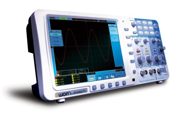 Oscyloskop SmartDS 8202 2x200MHz 2GSa/s pamięć 10M, LAN, VGA, USB, PASS/FAILL - obrazek 2