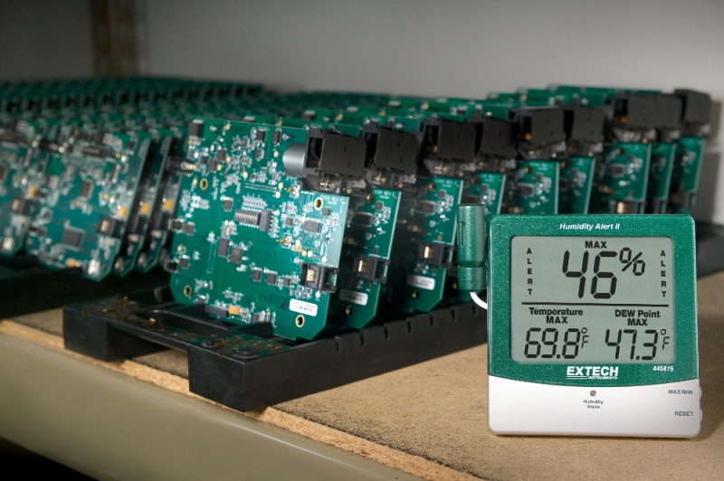 Termohigrometr z alarmem i punktem rosy - Extech 445815 Termohigrometr z alarmem i punktem rosy - Extech 445815