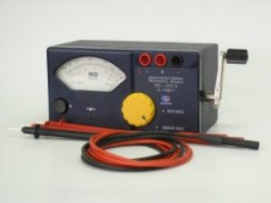 Induktorowy miernik rezystancji izolacji IMI-413Z
