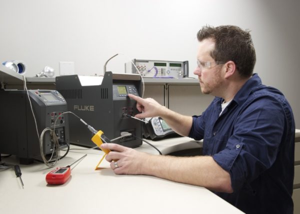 Kalibrator ultra-niskich temperatur FLUKE 9190 - obrazek 4