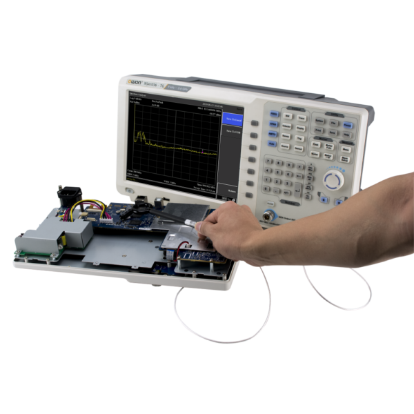 Analizator widma XSA1075TG 9kHz - 7.5 GHz z generatorem śledzącym
