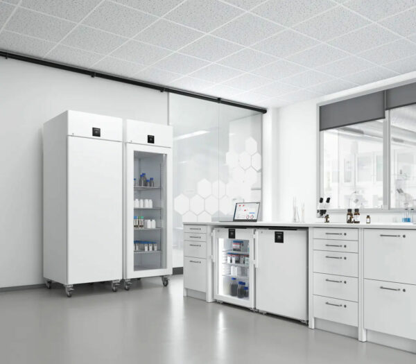 Chłodziarka laboratoryjna z chłodzeniem powietrzem obiegowym SRTvh 1511 Perfection - obrazek 4
