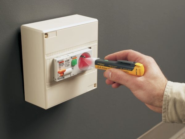 Próbnik napięcia Fluke 1AC II Volt Alert - obrazek 2