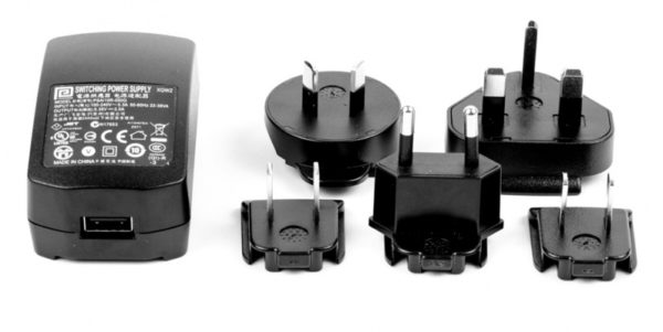 Zasilacz uniwersalny 100~240V (wraz z adapterami do gniazd zasilających) KT-80 KT-145