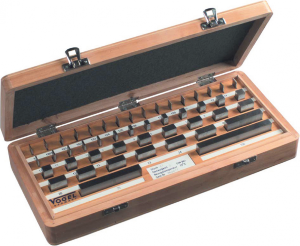 35 1021 Zestaw 32 płytek wzorcowych, stalowych, klasa 2, VOGEL