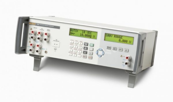 Precyzyjny kalibrator procesowy Fluke 7526A