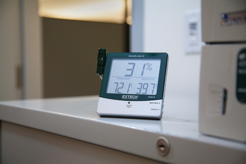 Termohigrometr z alarmem i punktem rosy - Extech 445815 Termohigrometr z alarmem i punktem rosy - Extech 445815