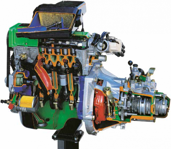 VB 5220 C FIAT SILNIK BENZYNOWY Z GAŹNIKIEM + SKRZYNIA BIEGÓW (na stojaku na kółkach) - elektryczny