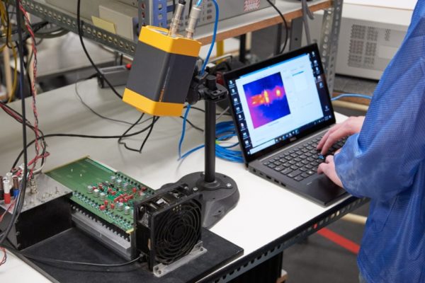 Stacjonarna kamera termowizyjna Fluke RSE300
