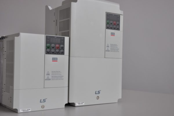 Falownik S100 11kW 3x400V LSLV0110 S100-4EOFNM