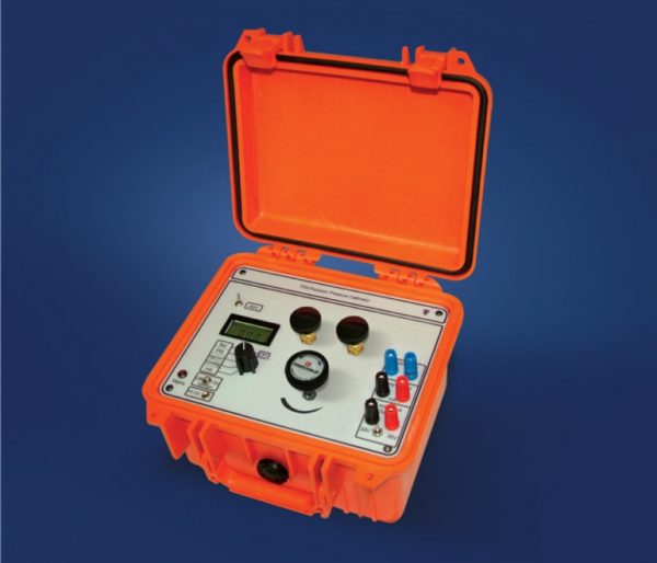 Regulowany kalibrator niskiego ciśnienia - Time Electronics 7016